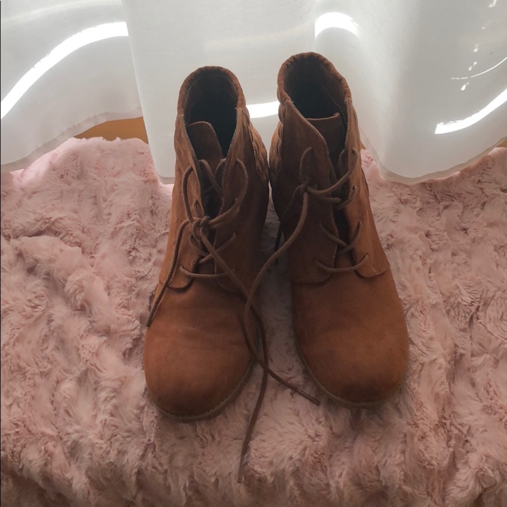 Nice boots wear once